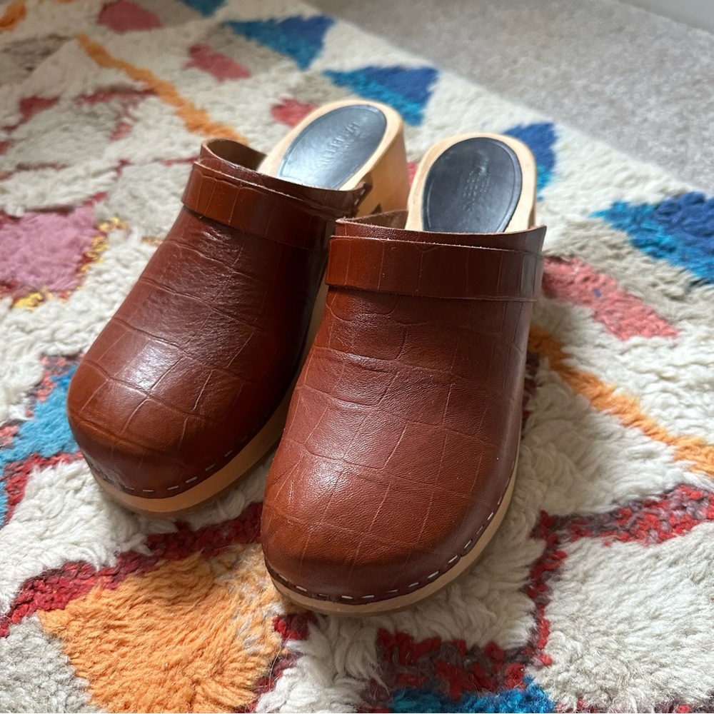 Swedish Hasbeens Brown Leather Clogs